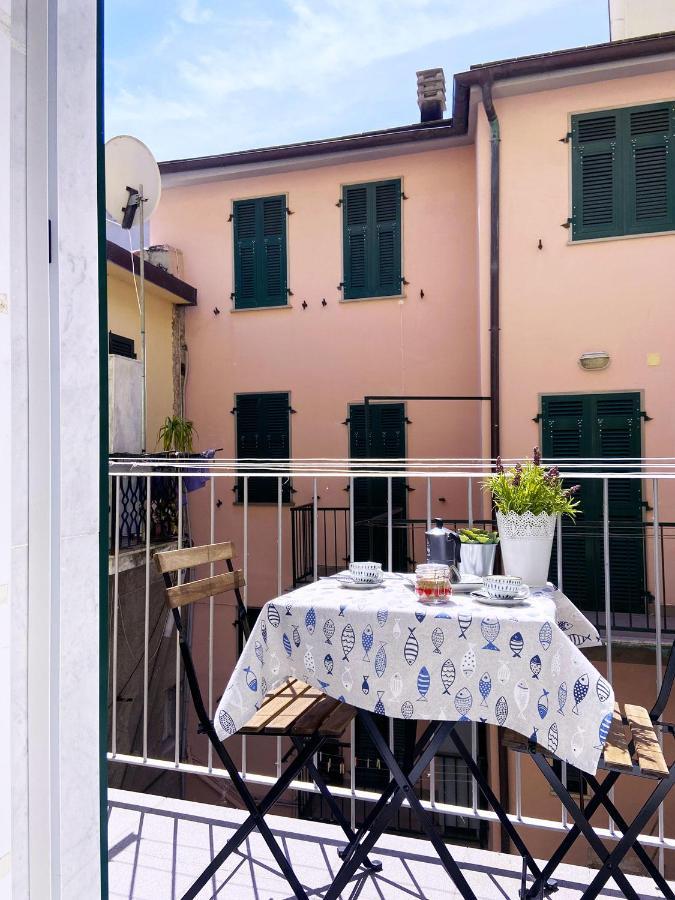 La Casa Di Lenu Apartment Riomaggiore Luaran gambar